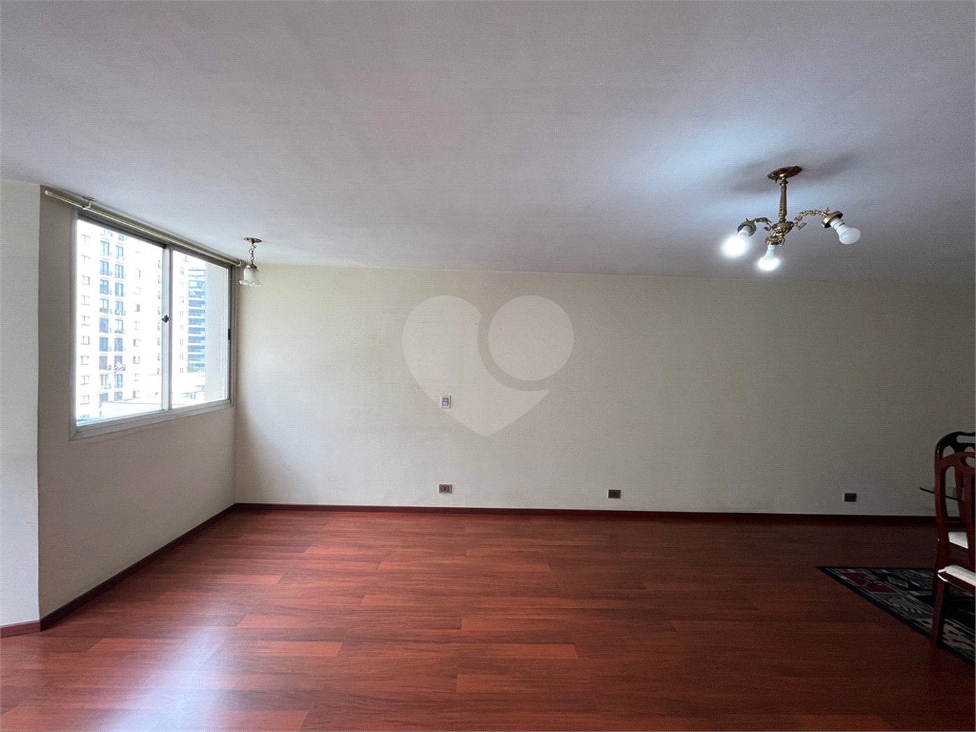 Apartamento à venda com 3 quartos, sendo 1 suíte, em Itaim Bibi, São Paulo, SP