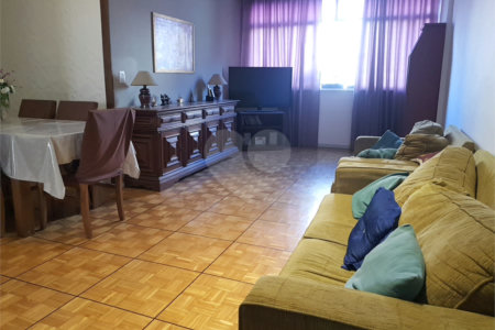 Apartamento à venda com 3 quartos, sendo 2 suítes,  em Tijuca, Rio de Janeiro, RJ