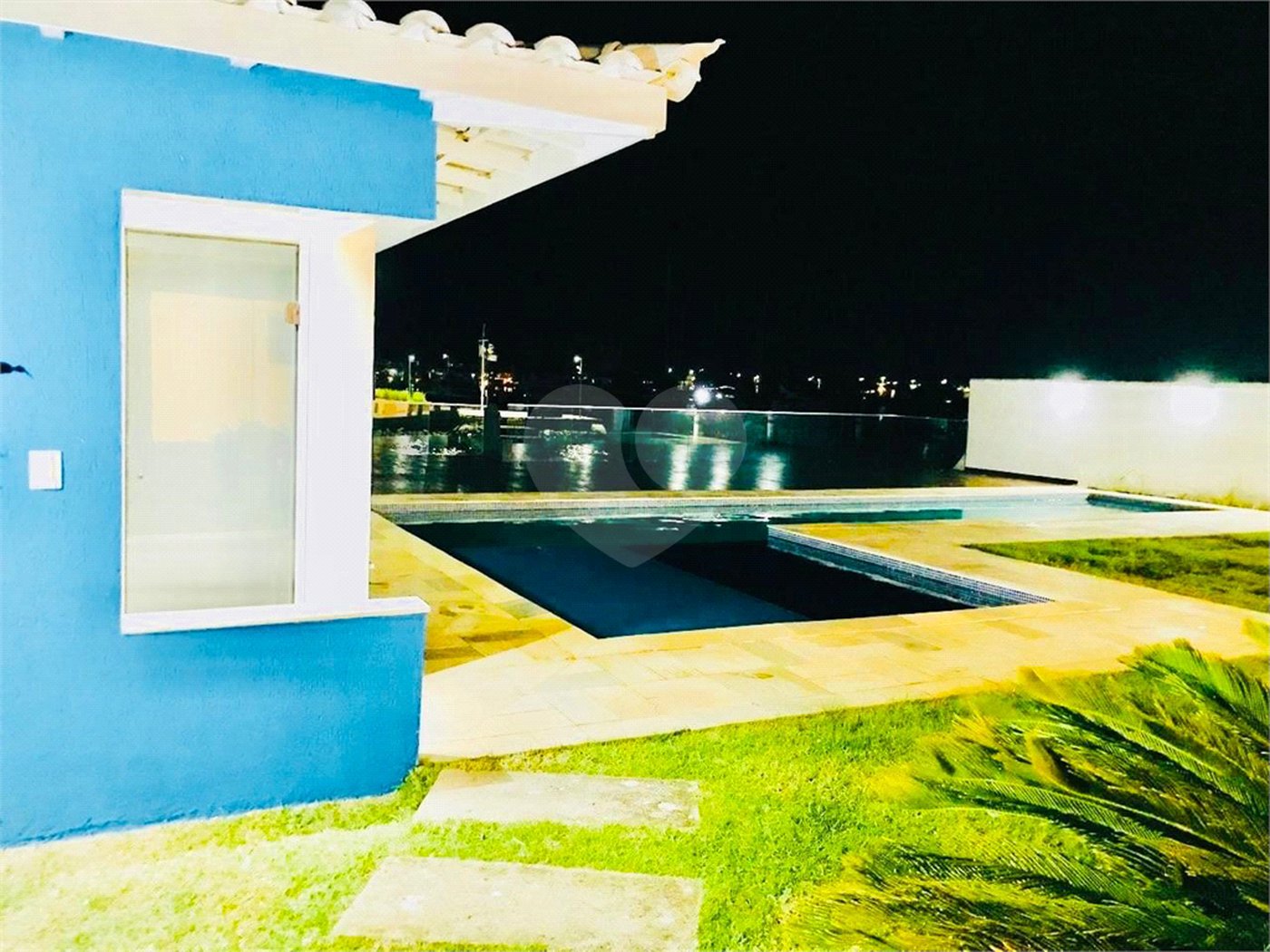 Casa para alugar com 5 quartos, sendo 4 suítes, em Marina, Armação dos Búzios, RJ