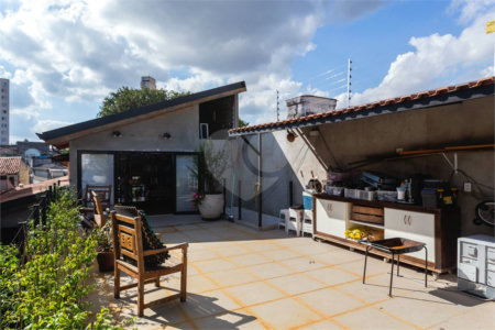 Casa Térrea à venda com 3 quartos, sendo 2 suítes,  em Vila Ipojuca, São Paulo, SP