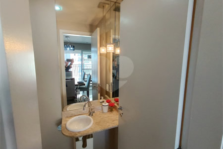 Apartamento à venda com 3 quartos, sendo 1 suíte, em Vila Leonor, Guarulhos, SP
