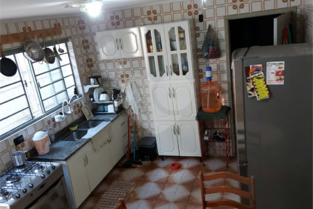 Terreno à venda com 5 quartos, sendo 1 suíte, em Vila Gustavo, São Paulo, SP