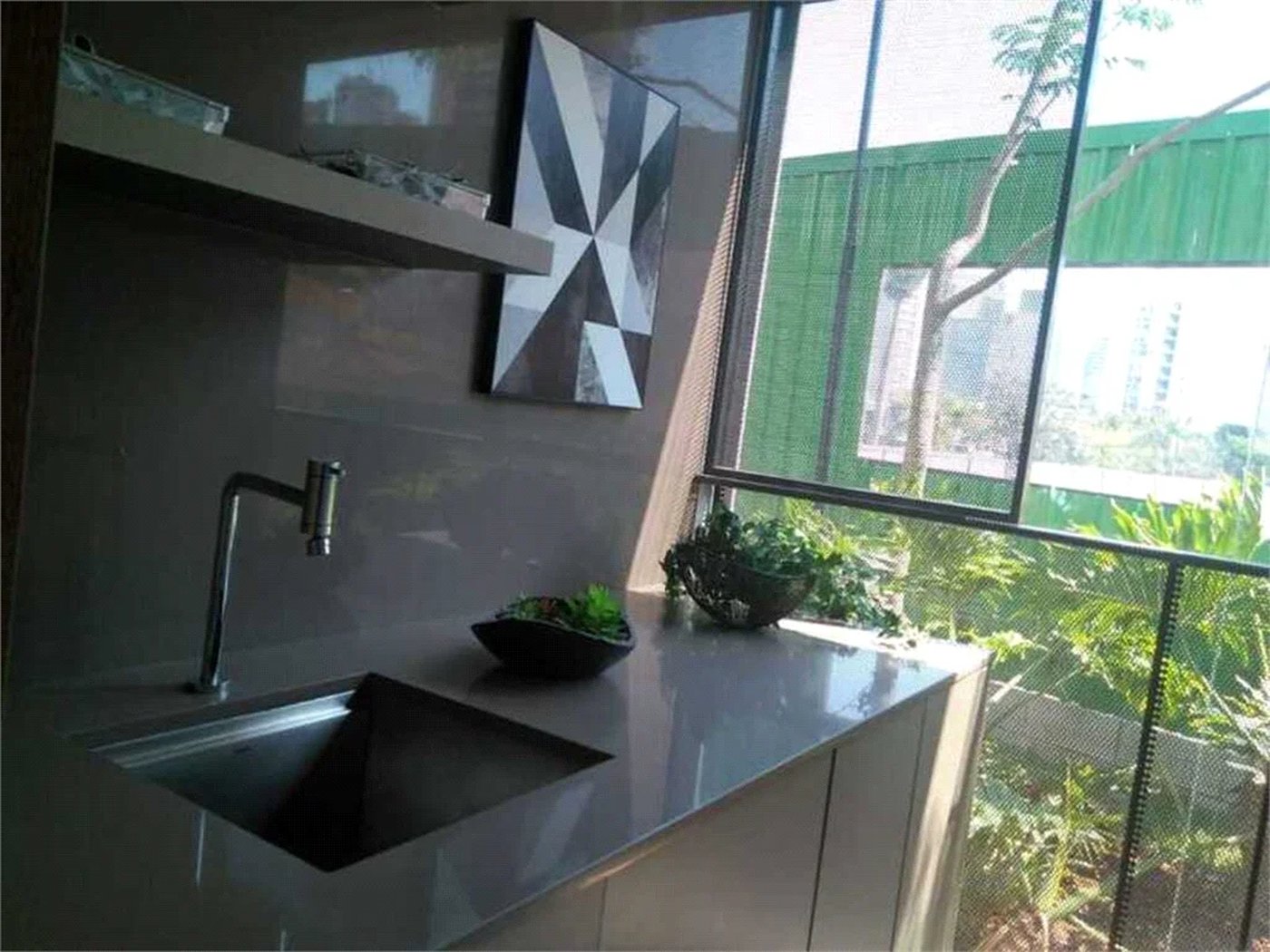 Apartamento à venda com 3 quartos, sendo 1 suíte, em Jardim das Acácias, São Paulo, SP