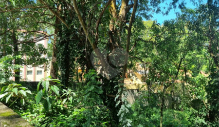 Terreno à venda no condomínio Horto do Ypê, São Paulo - SP