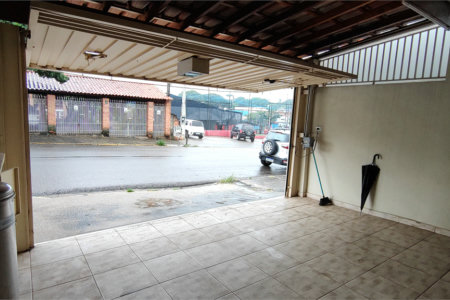 Casa à venda com 3 quartos, sendo 1 suíte, no Centro, Itu, SP