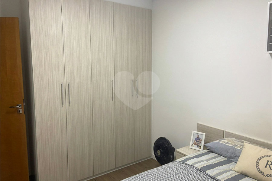 Casa à venda com 2 quartos no condomínio Guganis, São Paulo - SP