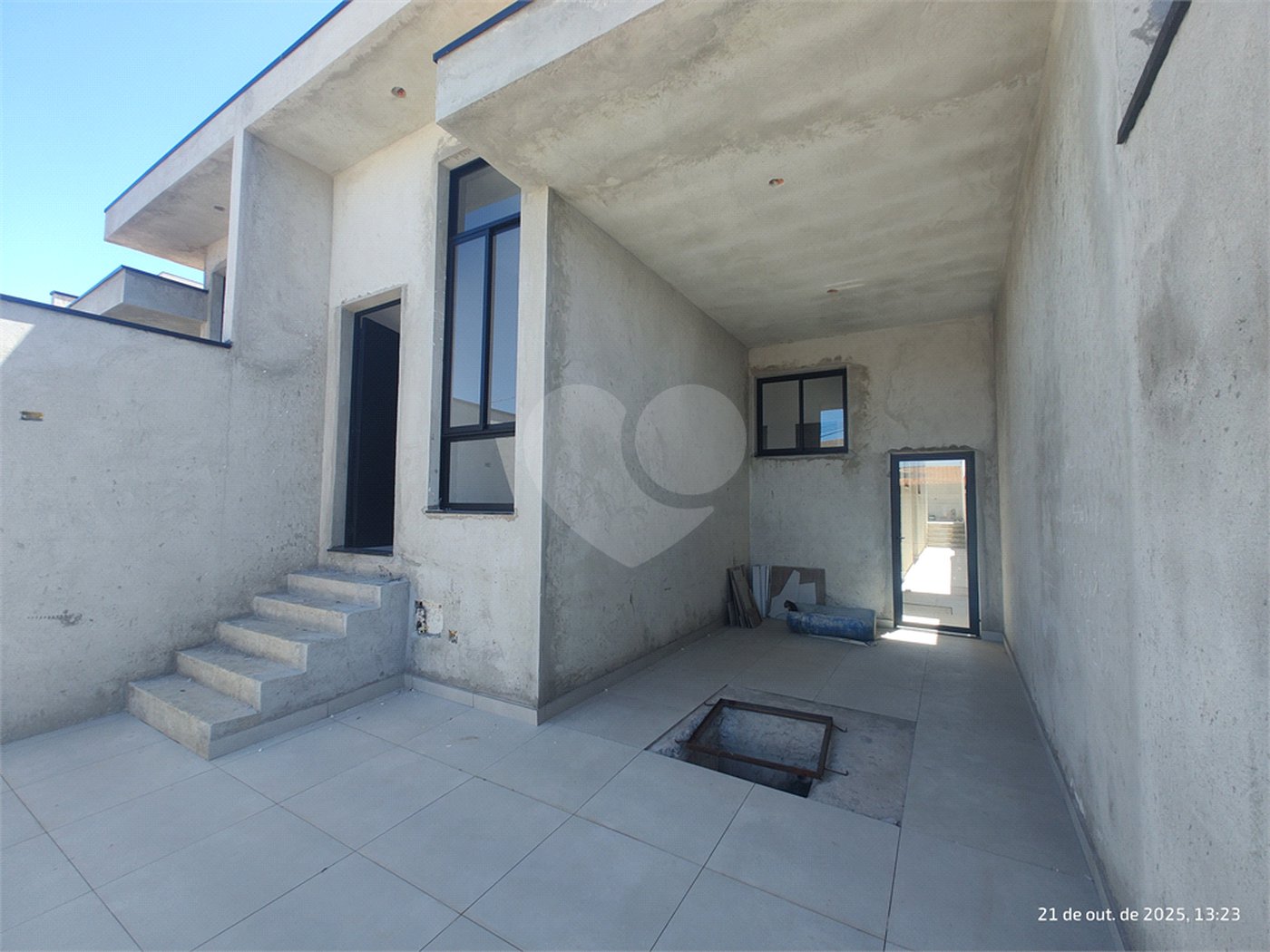Casa Térrea à venda com 3 suítes em Jardim do Lago, Atibaia, SP