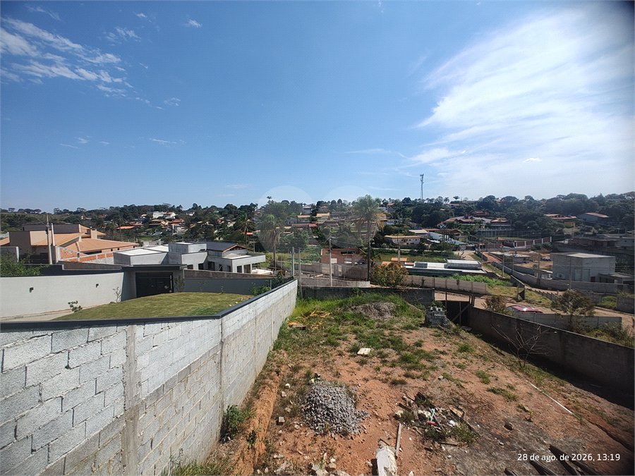 Terreno 810 metros à venda em Atibaia com projeto aprovado exclusivo de alto padrão com construção inacabada