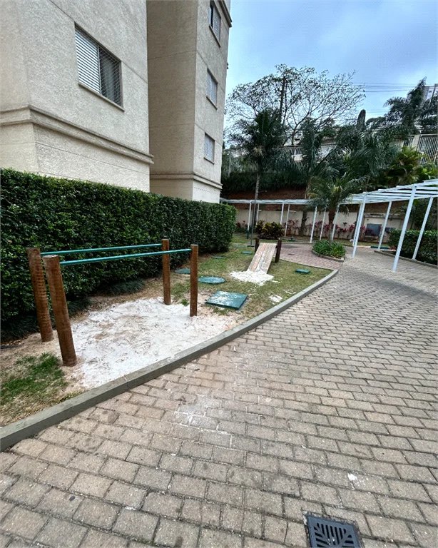 Apartamento à venda com 3 quartos, sendo 1 suíte,  em Vila Andrade, São Paulo, SP