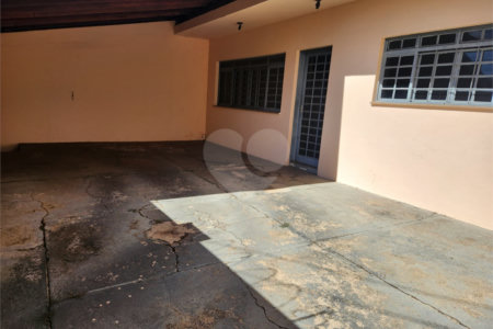 Casa à venda com 2 quartos em Vila Santa Maria (vila Xavier), Araraquara, SP