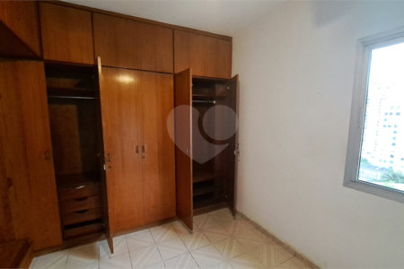 Apartamento à venda com 3 quartos, sendo 1 suíte, em Vila Mariana, São Paulo, SP