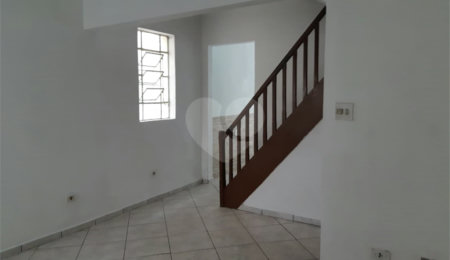 Sobrado à venda com 3 quartos em Santana, São Paulo, SP