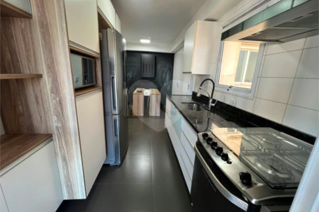 Apartamento à venda ou para alugar com 3 suítes em Santa Teresinha, São Paulo, SP
