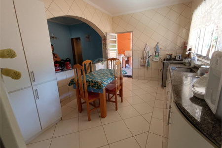 Casa à venda com 2 quartos em Jardim Maria Trindade, São Roque, SP