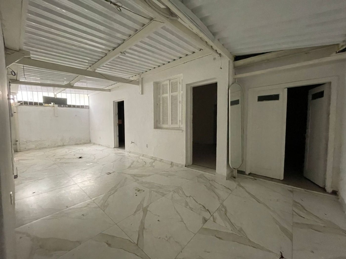 Casa com 5 dormitórios à venda, 232 m² por R$ 4.260.000,00 - Embaré - Santos/SP