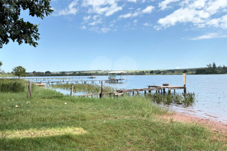 Chácara à venda com 2 quartos, sendo 1 suíte, em Zona Rural, Três Lagoas, MS