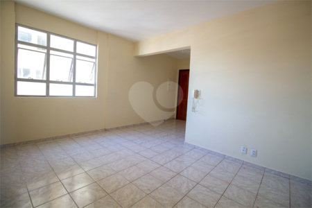 Apartamento à venda com 2 quartos no Centro, São Roque, SP