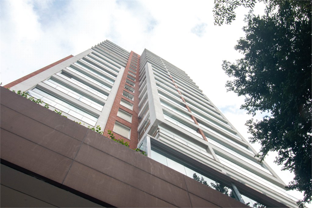 Apartamento à venda ou para alugar com 1 suíte em Itaim Bibi, São Paulo, SP