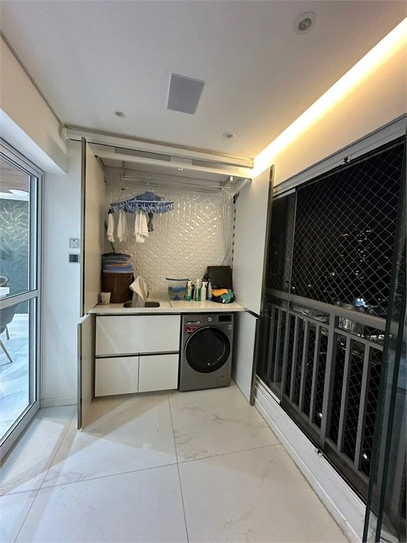 Apartamento à venda com 3 quartos, sendo 1 suíte,  em Butantã, São Paulo, SP