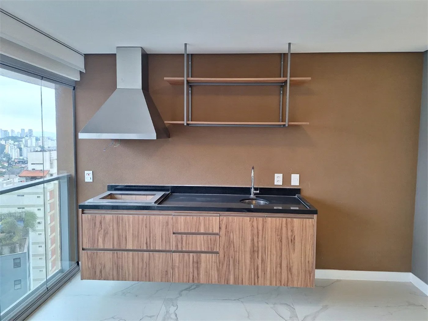 Apartamento à venda com 3 suítes em Sumarezinho, São Paulo, SP