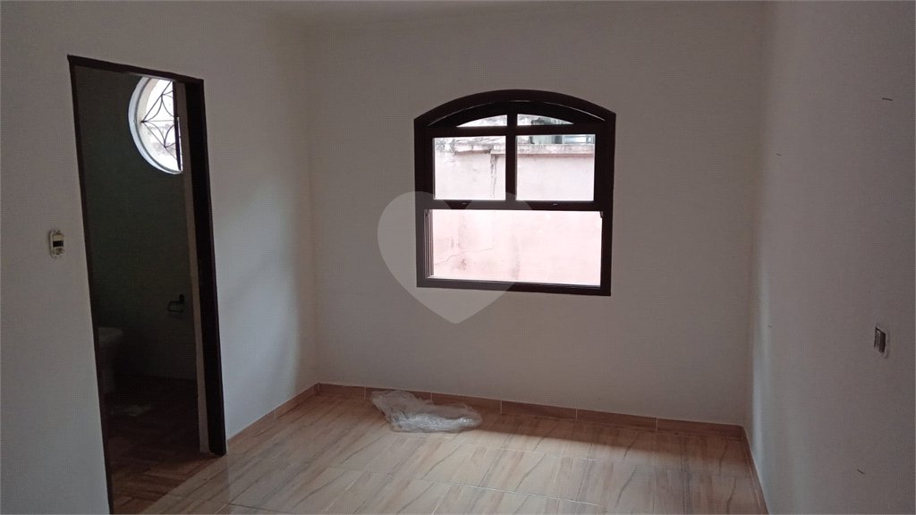 Casa Térrea à venda com 3 quartos, sendo 1 suíte, em Vila Irmãos Arnoni, São Paulo, SP