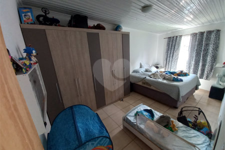 Casa Térrea à venda com 3 quartos em Jardim das Palmas, São Paulo, SP