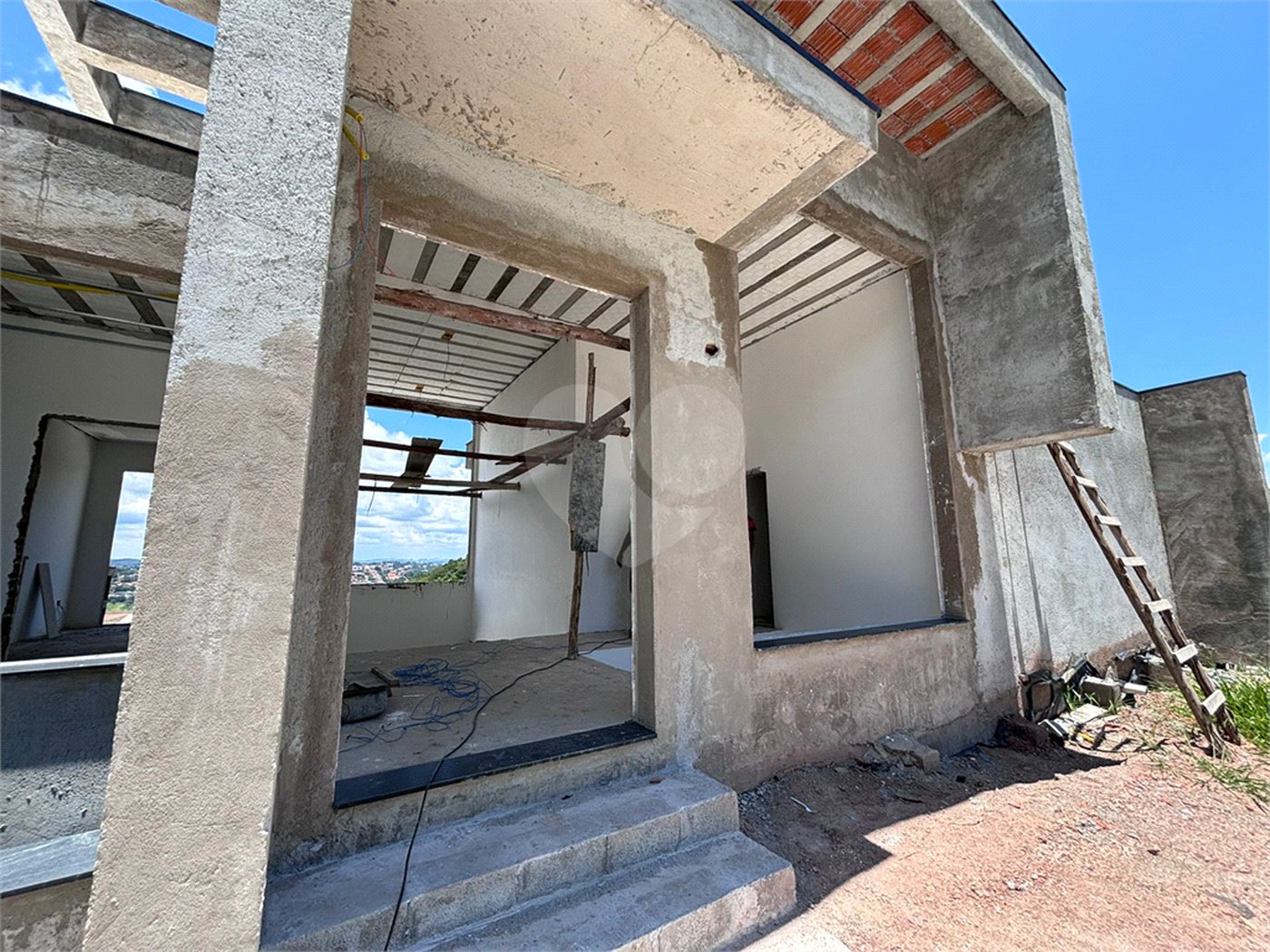 Casa à venda com 4 suítes no condomínio Itapora, Atibaia - SP