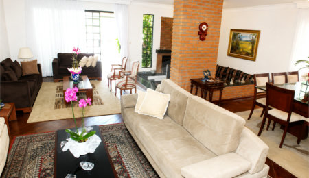 Casa à venda com 4 quartos, sendo 3 suítes,  em Brooklin, São Paulo, SP