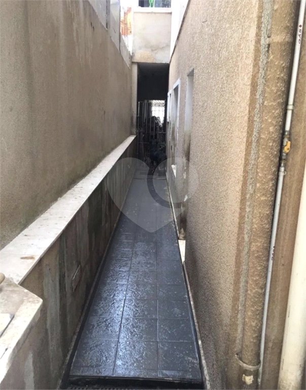 Sobrado à venda com 5 quartos em Santa Maria, Osasco, SP