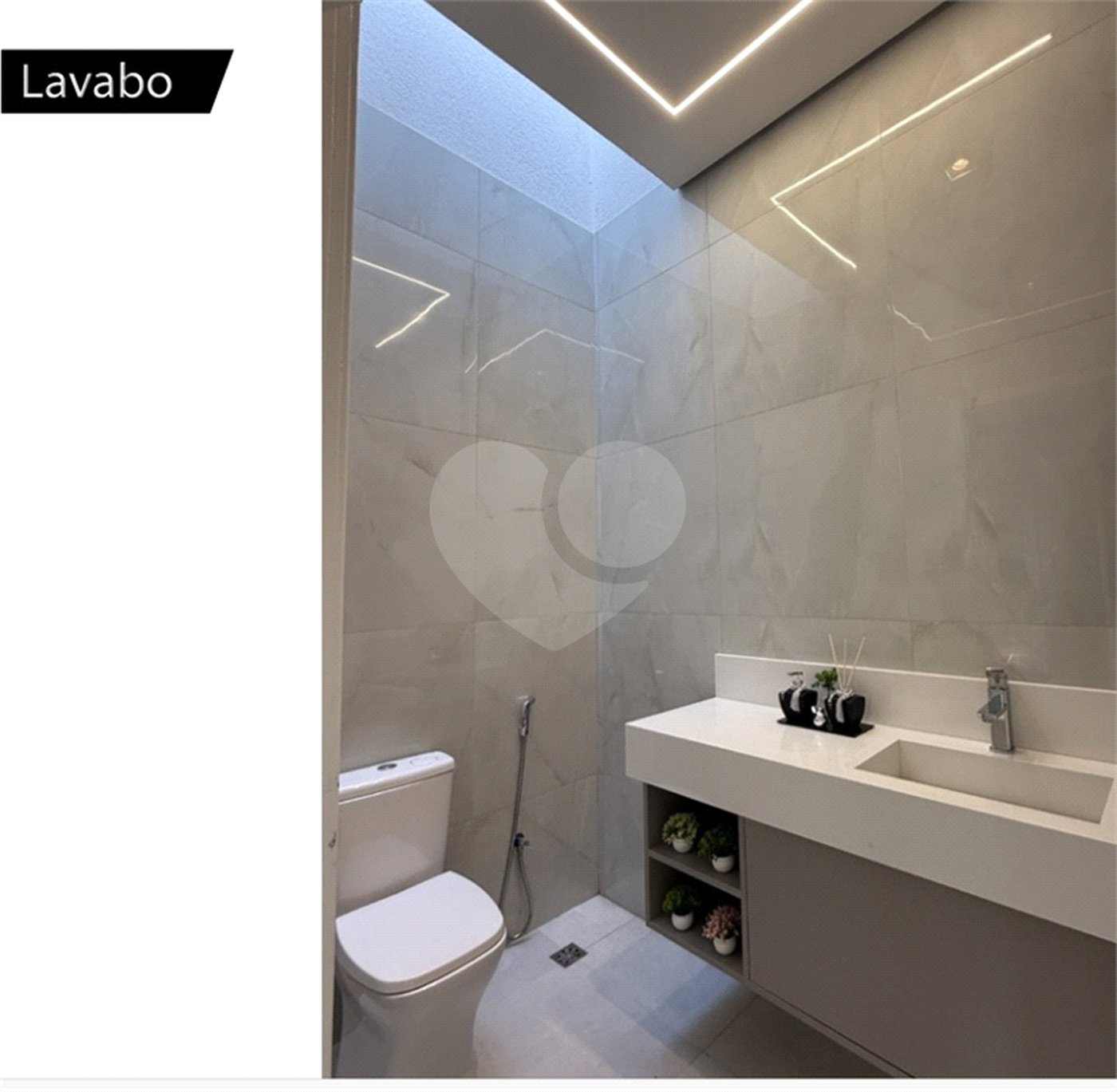 Terreno à venda com 4 suítes no condomínio Residencial Maison Du Parc, Indaiatuba - SP