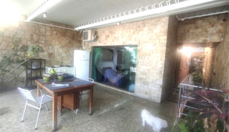 Sobrado à venda com 3 quartos, sendo 1 suíte,  em Vila Paiva, São Paulo, SP