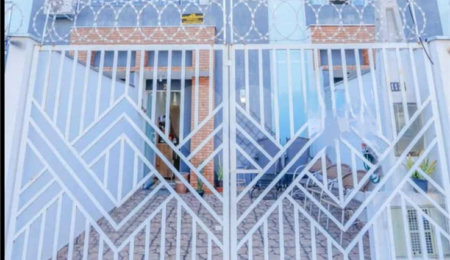 Casa de Vila à venda com 2 suítes em Jardim Simus, Sorocaba, SP