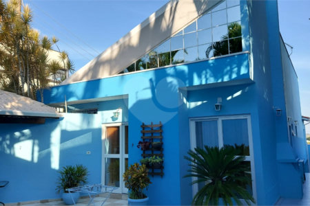 Casa à venda com 3 quartos, sendo 2 suítes,  em Vila Nova Socorro, Mogi das Cruzes, SP