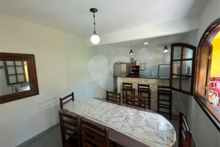 Casa à venda com 7 quartos em Peró, Cabo Frio, RJ