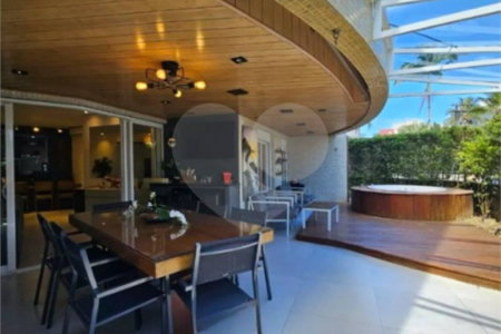 Apartamento à venda com 3 quartos, sendo 1 suíte, em Riviera de São Lourenço, Bertioga, SP