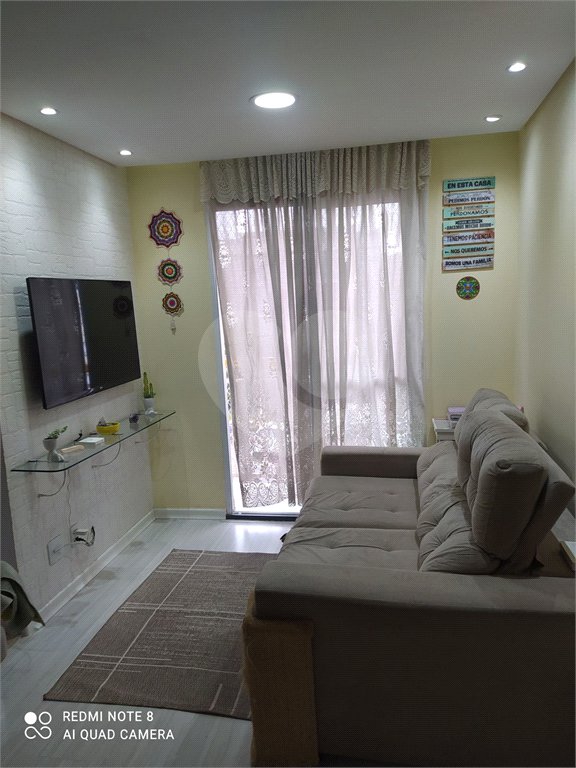 Apartamento à venda com 2 quartos em Jardim Guilhermino, Guarulhos, SP