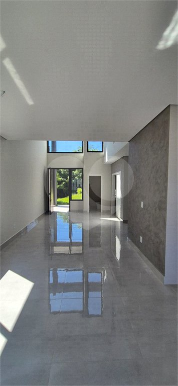 Casa à venda com 3 suítes no condomínio Reserva dos Vinhedos, Louveira - SP