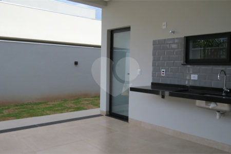 Casa à venda com 3 suítes no Centro, Três Lagoas, MS