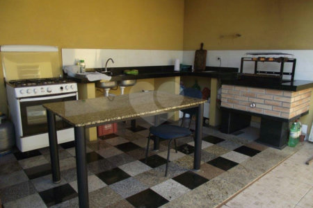 Casa Térrea à venda ou para alugar com 3 quartos, sendo 1 suíte, em Jardim Celani, Salto, SP