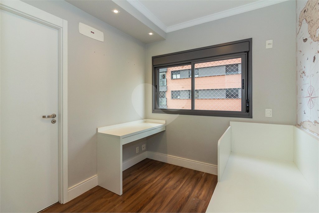 Apartamento à venda com 3 quartos, sendo 2 suítes, em Pinheiros, São Paulo, SP
