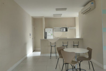 Apartamento à venda com 3 quartos, sendo 1 suíte, em Lapa, São Paulo, SP