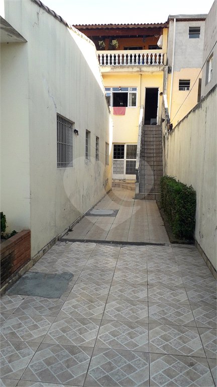 Casa à venda com 5 quartos, sendo 2 suítes, em Jardim Nadir, São Paulo, SP