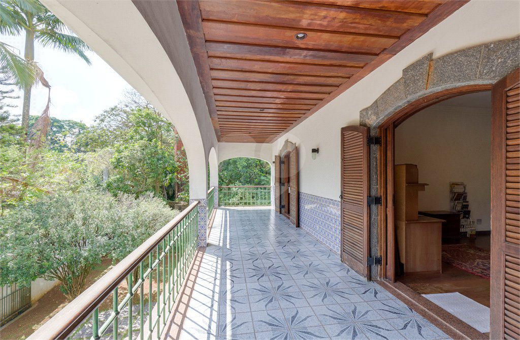 Casa à venda com 5 suítes no condomínio Chácara Flora, São Paulo - SP