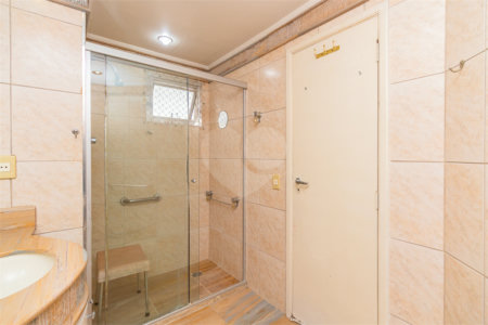 Apartamento à venda com 3 quartos, sendo 1 suíte, em Campo Belo, São Paulo, SP