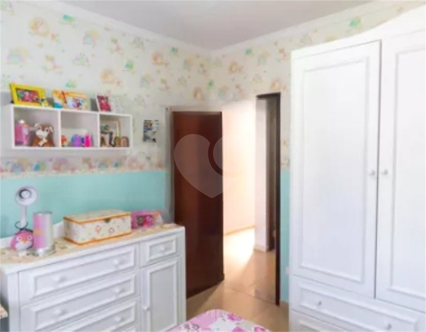 Sobrado à venda com 3 quartos, sendo 1 suíte,  em Penha, São Paulo, SP
