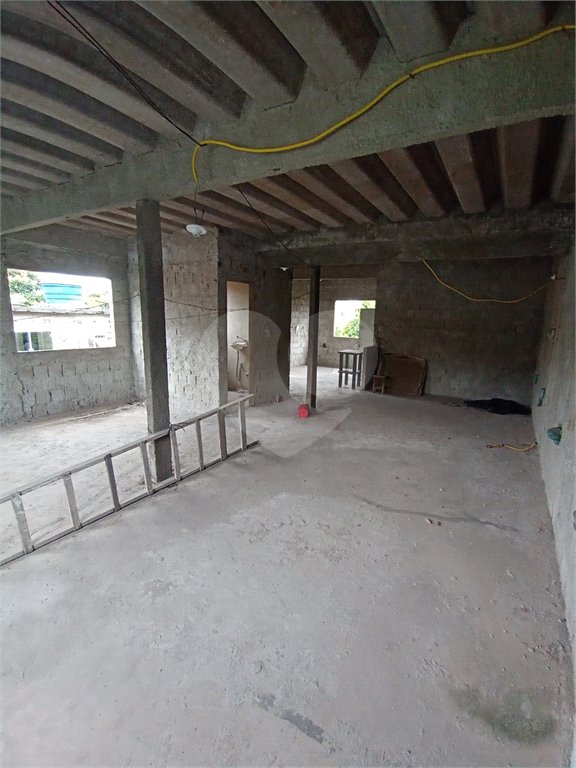 Casa à venda com 2 quartos em Campo Grande, Rio de Janeiro, RJ