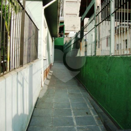 Casa Térrea à venda com 3 quartos, sendo 1 suíte, em Vila Vitório Mazzei, São Paulo, SP