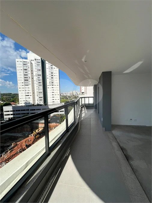 Apartamento à venda com 3 suítes em Butantã, São Paulo, SP