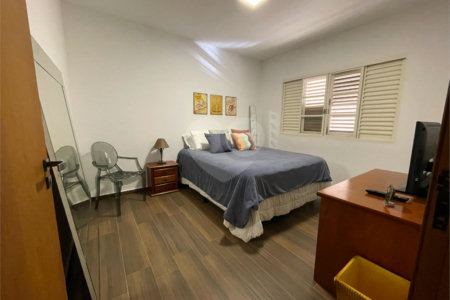 Sobrado à venda com 5 quartos, sendo 1 suíte, em Alto da Boa Vista, São Paulo, SP