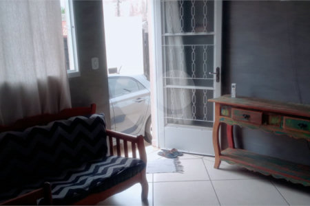 Casa à venda com 2 quartos, sendo 1 suíte,  em Capela, Vinhedo, SP